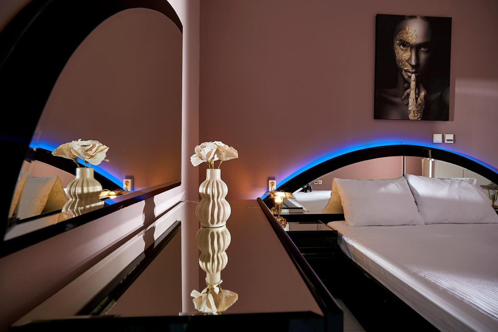 Villa Mairi - 2 Private Pools & Game Room Near Athens Salamis Bagian luar foto