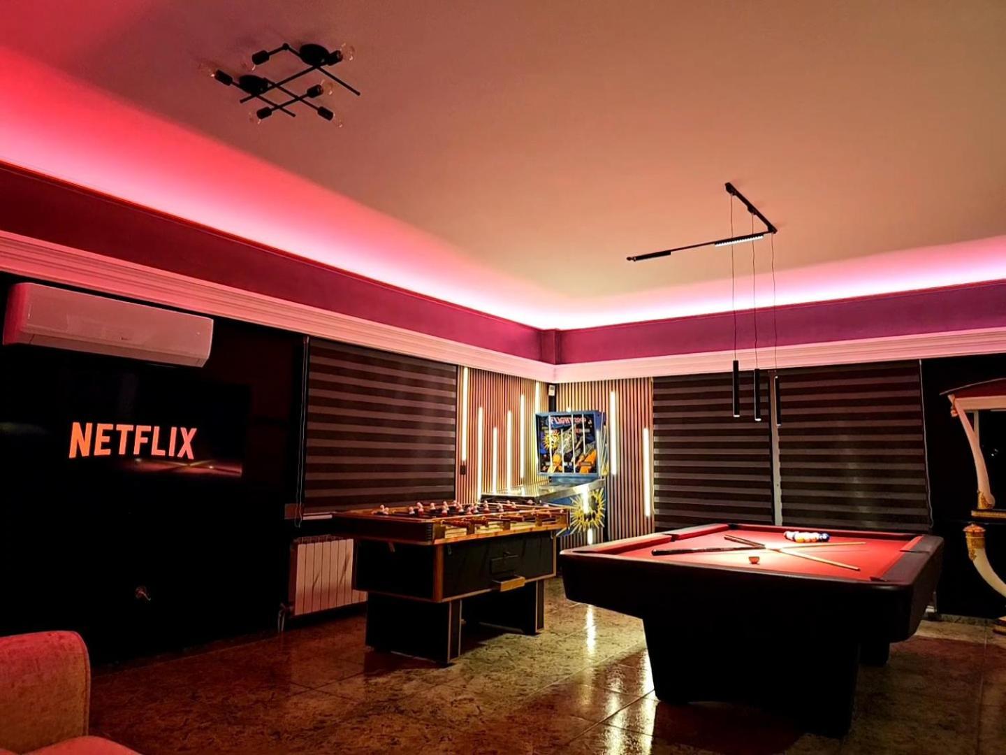 Villa Mairi - 2 Private Pools & Game Room Near Athens Salamis Bagian luar foto